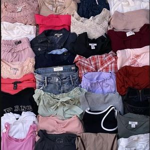 name brand mystery bundle xs/s clothes bulk 5 item